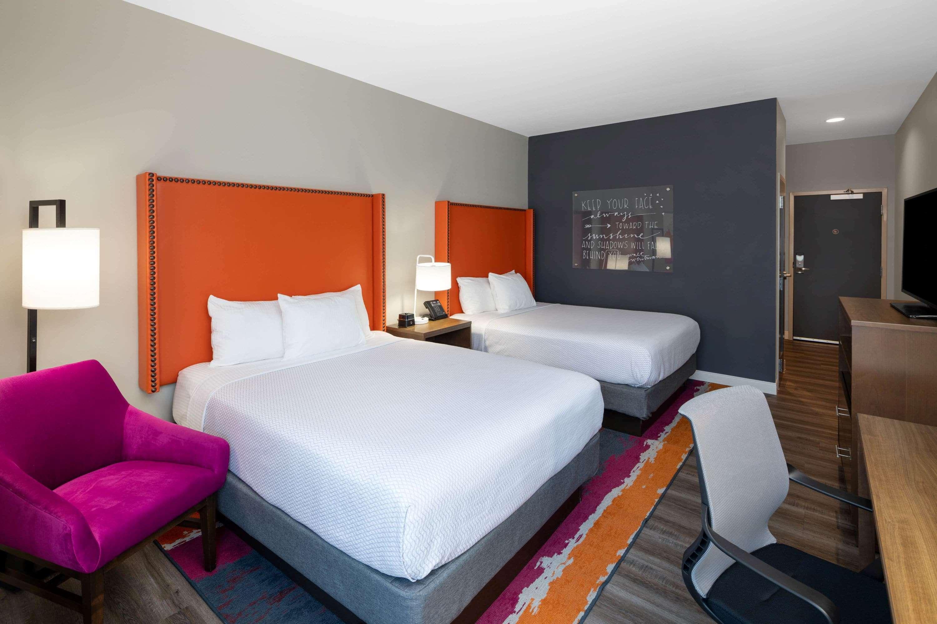 La Quinta By Wyndham Greensboro Airport High Point Exterior photo